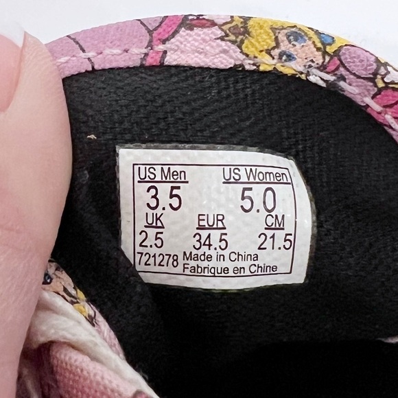 VANS x Nintendo Authentic Princess Peach Sneakers Women Size 5 - Picture 11 of 12